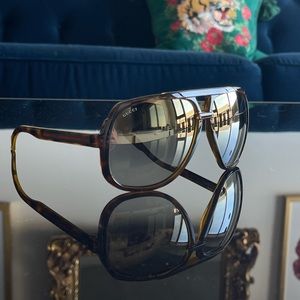 Gucci Reflective Aviator Sunglasses